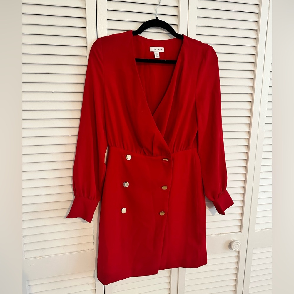 Sophisticated yet chic red power dress